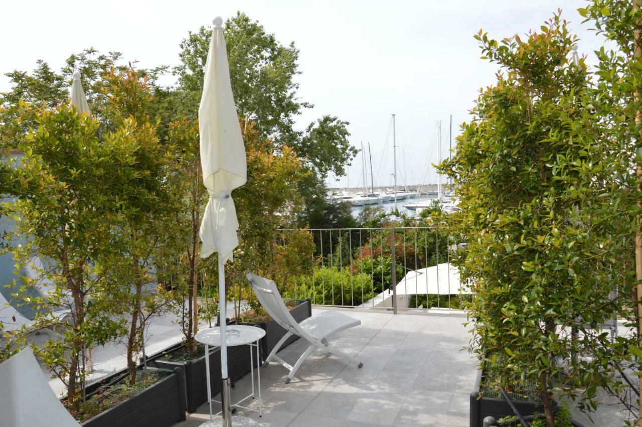 Blu Hotel Lavagna Exterior photo